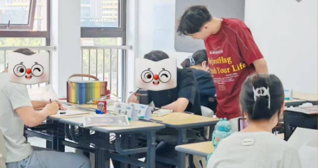 新东方考研沉浸式互动学习场景.png
